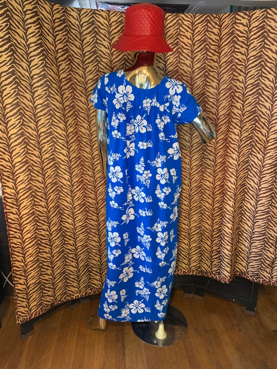 Vintage Hawaiian Muumuu Floral Dress by Ui-Maikai - image 6