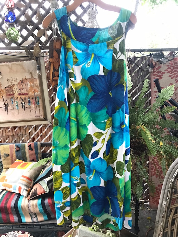 Vintage Hawaiian Dress