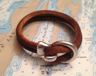 Sailwinds Nautical Bracelet - Jolly Roger Unisex Leather Bracelet for Sailors, Surfers, Kayakers and Other Ocean Sports & Beach Enthusiasts