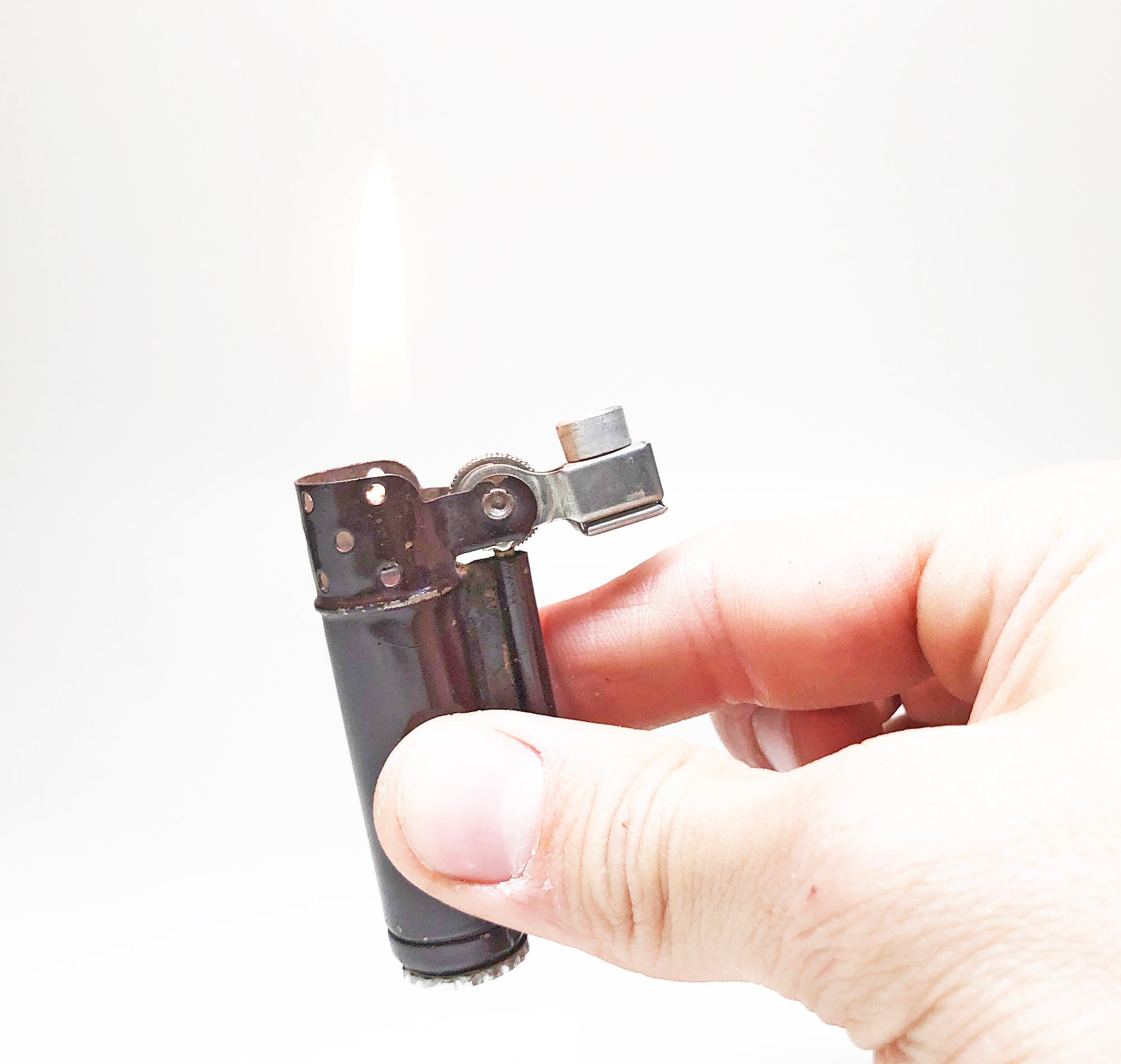 WWII Dunhill Service Lighter