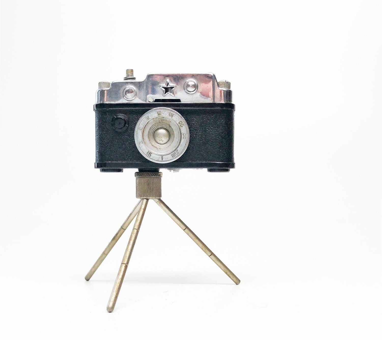 ANTIQUE CAMERA LIGHTER Working 1950s Tripod Camera Shaped Occupied