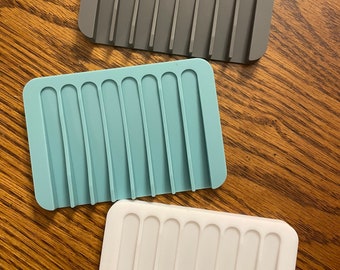 Silicone Soap Dish, Self-Draining, Dishwasher Safe Bathroom Tray
