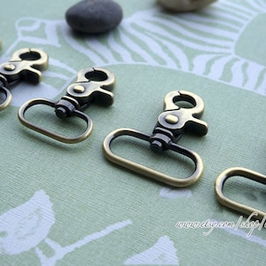 4pcs spazzolato ottone ganci borsa Fermagli girevole ganci girevole chiusura aragosta moschettone metallico per la fabbricazione di frizione borsa borsa tote moneta spalla