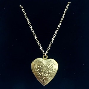 Gift for Mum, Gold Heart picture locket necklace