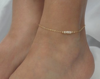 Freshwater pearl anklet, Gold pearl anklet, Pearl ankle bracelet, June birthstone gift, Summer beach anklet, Bridal pearl anklet gift