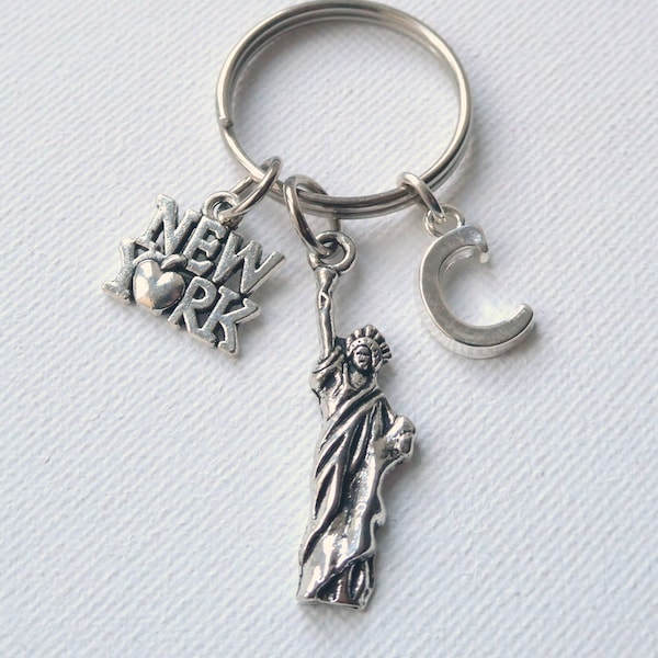 New York keyring, Silver Statue of Liberty keyring, New York keychain with initial, New York, Statue of Liberty gift, Travel keyring