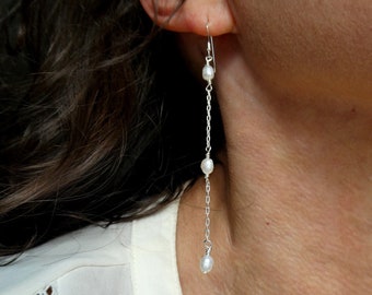 Silver pearl earrings, Freshwater pearl earrings, Pearl dangle earrings, Bridal earrings, Bridesmaid gift, June birthstone gift