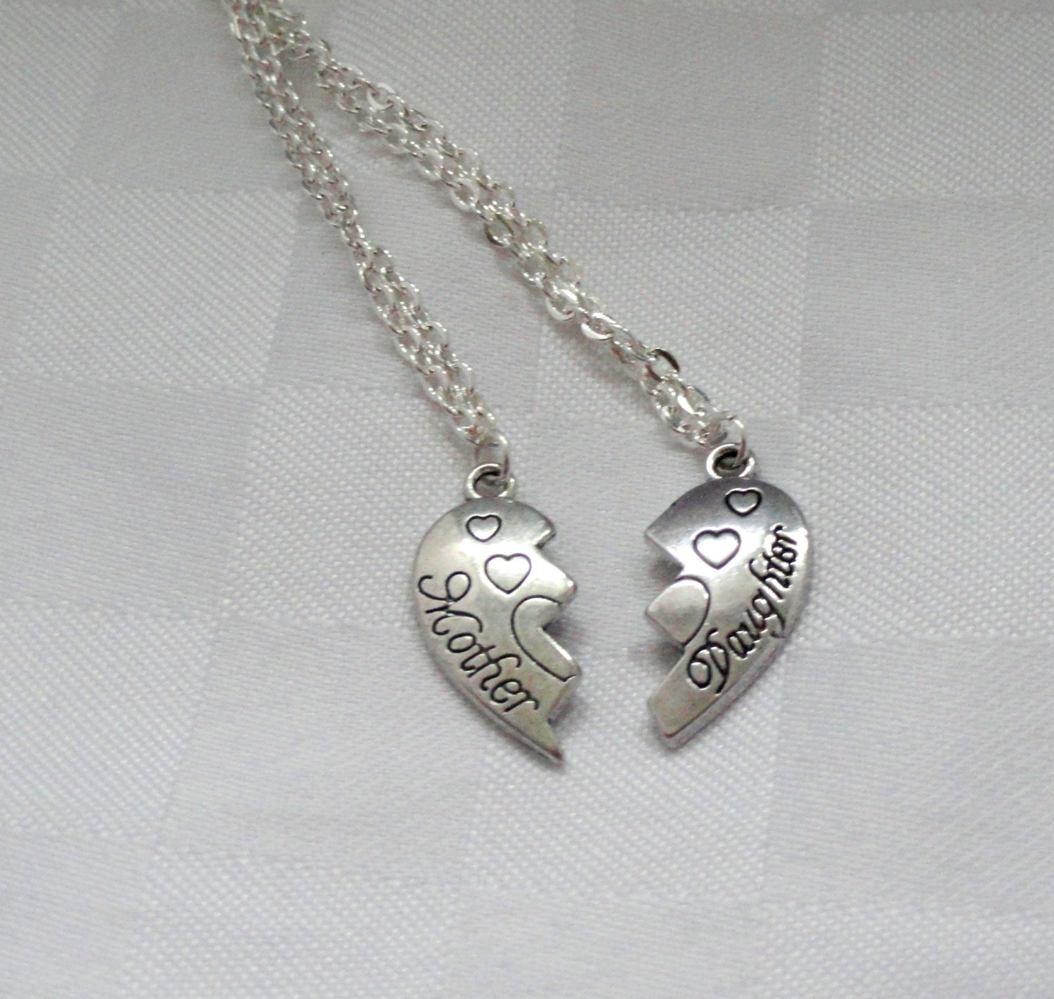 MUNSKT 2 collane abbinate a forma di cuore per madre e figlia, regalo da figlia per mamma, festa della mamma, compleanno, Natale., Acciaio inossidabile