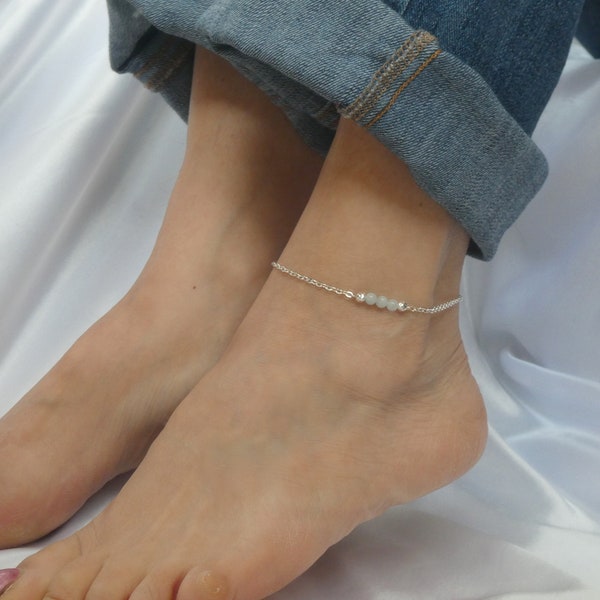 Silver aquamarine anklet, Gemstone ankle bracelet, Blue stone anklet, March birthstone gift, Something blue gift, Bridesmaid / Flower girl