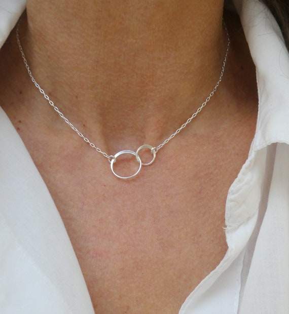 Mother and daughter circle necklace hot sale