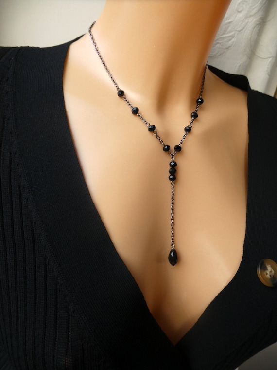 Collana con laccio in cristallo nero canna di fucile collana con catena a Y in cristallo nero collana con cristallo a goccia elegante girocollo con laccio in cristallo nero Etsy Italia