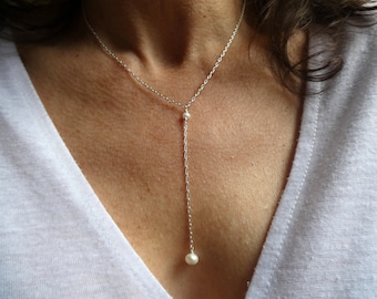 Sterling silver pearl lariat necklace, Bridal necklace, Freshwater pearl necklace, Silver pearl necklace, Delicate necklace, June Birthstone