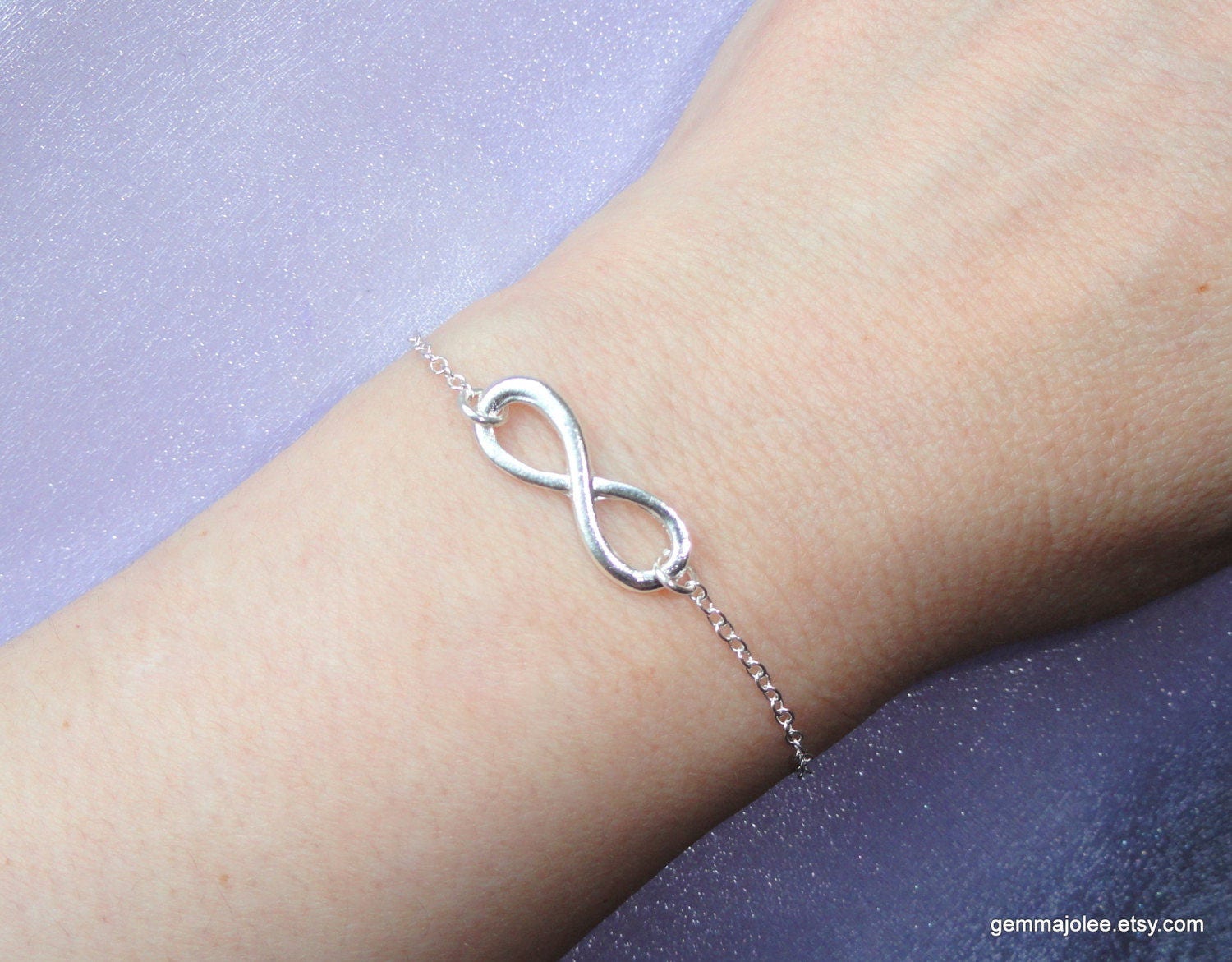 Infinity Love Knot A Wedding Wish With Bride and Groom on a Cake Wish  Bracelet Wedding Favor Custom Made for You - Etsy