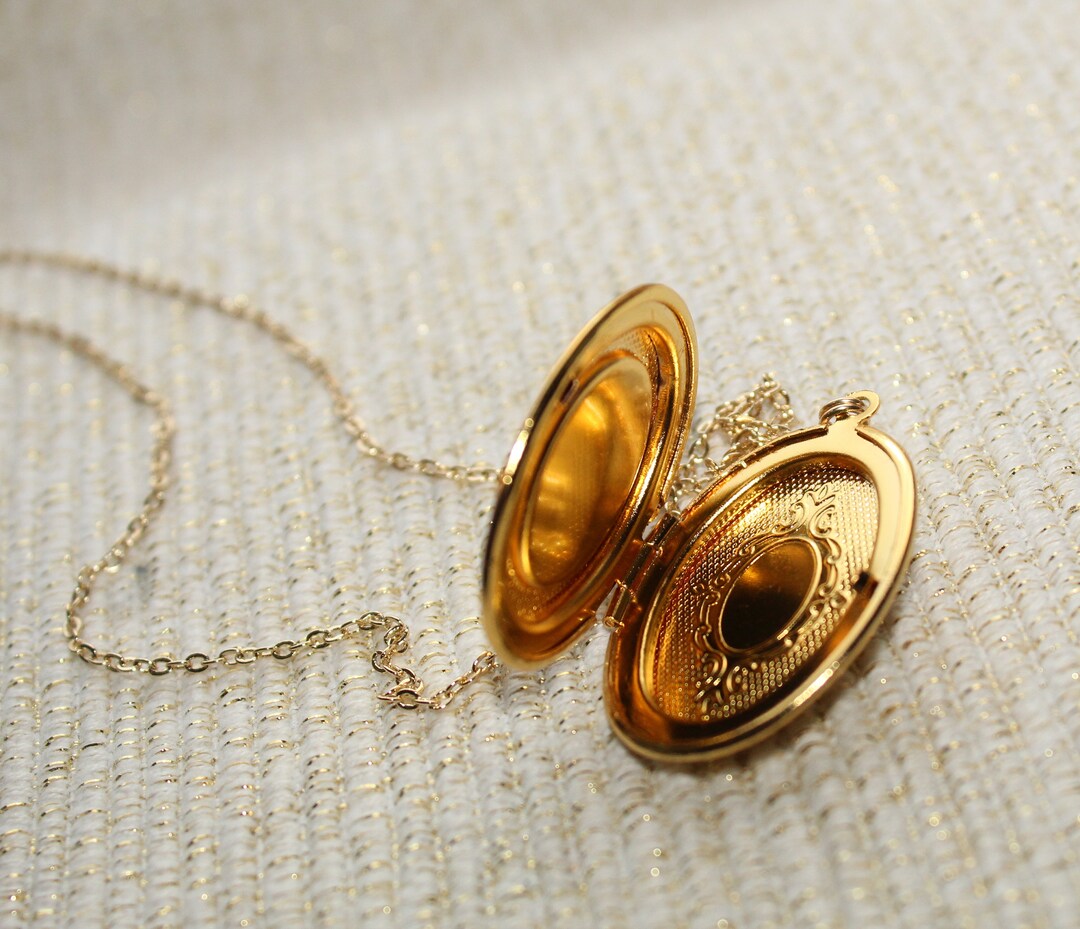 Gold Locket Necklace Oval Picture Locket Photo Necklace Etsy