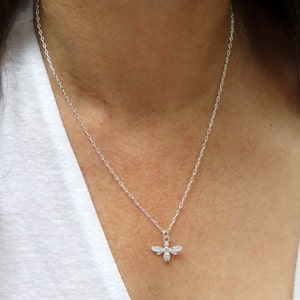 Bee necklace, Sterling silver bee necklace, Bee pendant necklace, Bee jewelry, Cute bee necklace, Honey bee neckchain