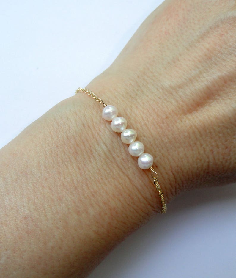 Freshwater Pearl Bracelet Delicate Gold Bracelet 14k Gold Etsy