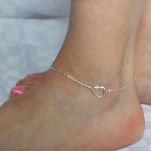 Sterling silver heart anklet, Heart anklet, Delicate silver ankle bracelet, Silver heart ankle bracelet, Gift for girlfriend, Heart jewelry