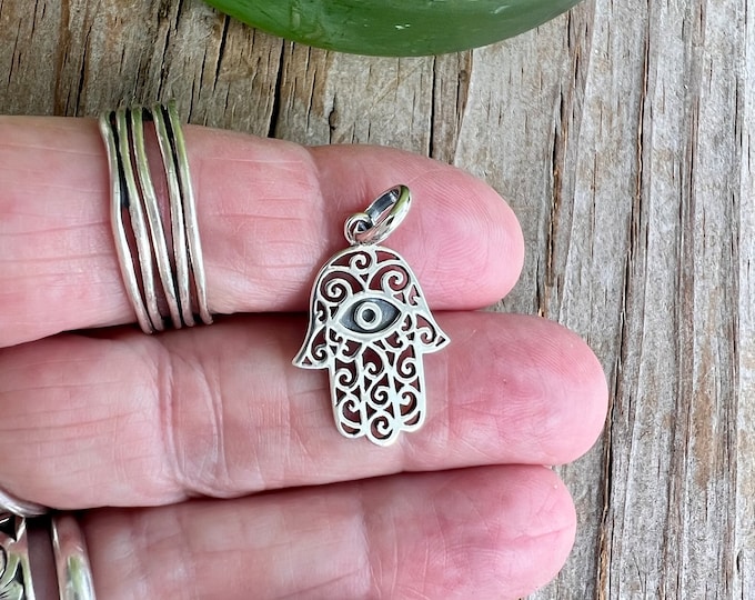 Sterling Silver Hamsa Evil Eye Pendant: Hand of Fatima Protection Filigree sps