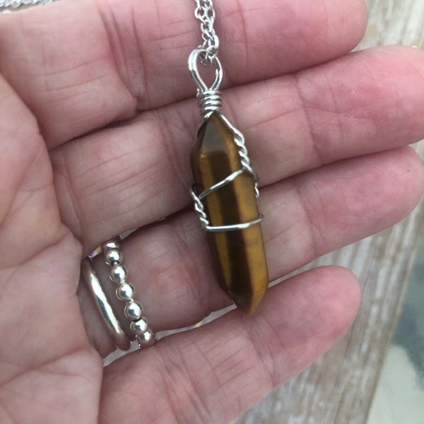 Tiger Eye Necklace,  Tigers Eye Wire Wrapped Necklace, Healing Crystal, Natural Tiger eye Crystal Necklace