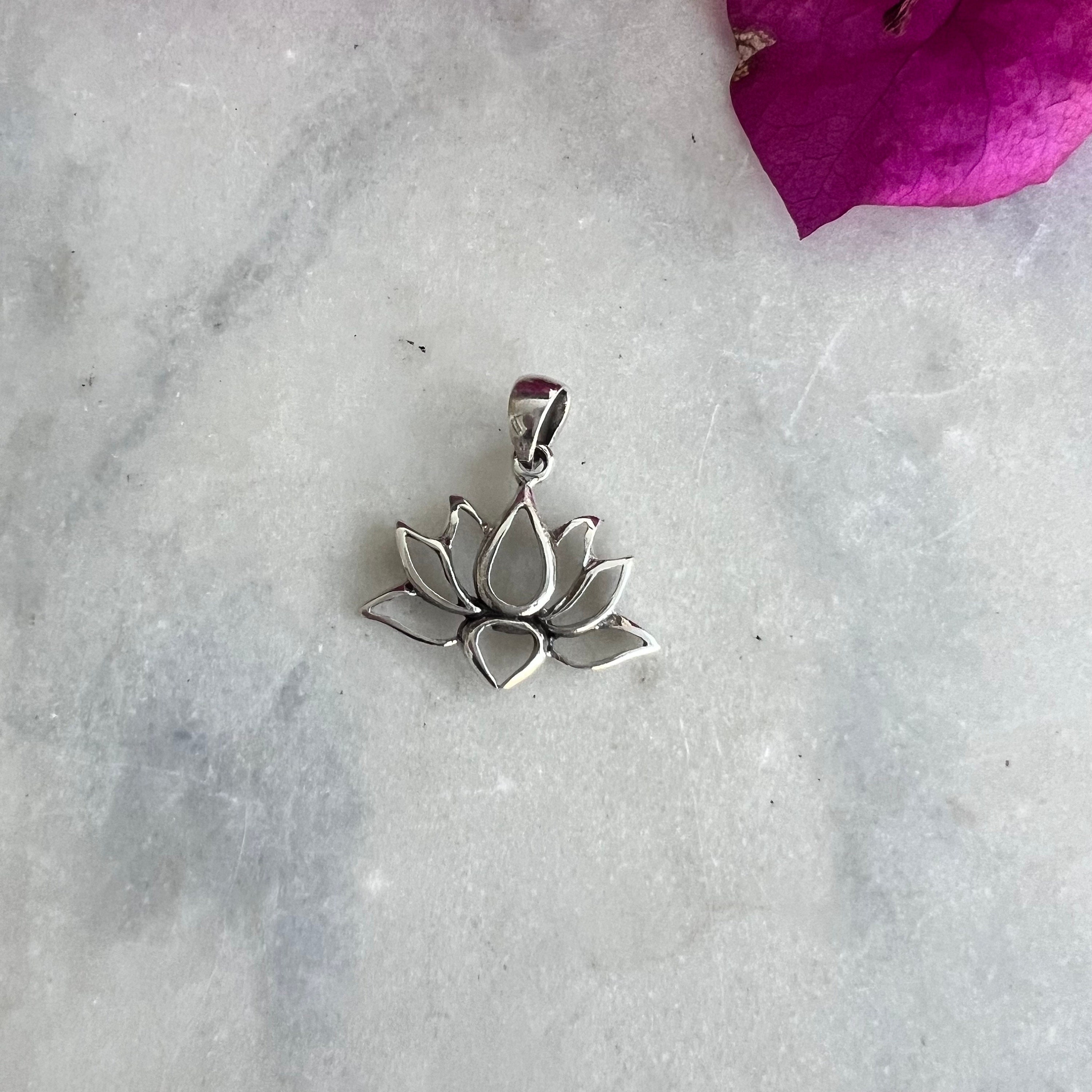 Collana Yoga Fiore Di Loto In Argento 925 Con Pietra Di Luna - Ciondolo Regolabile 18+5 Cm, Regalo Per Donne, Mamma E Amiche