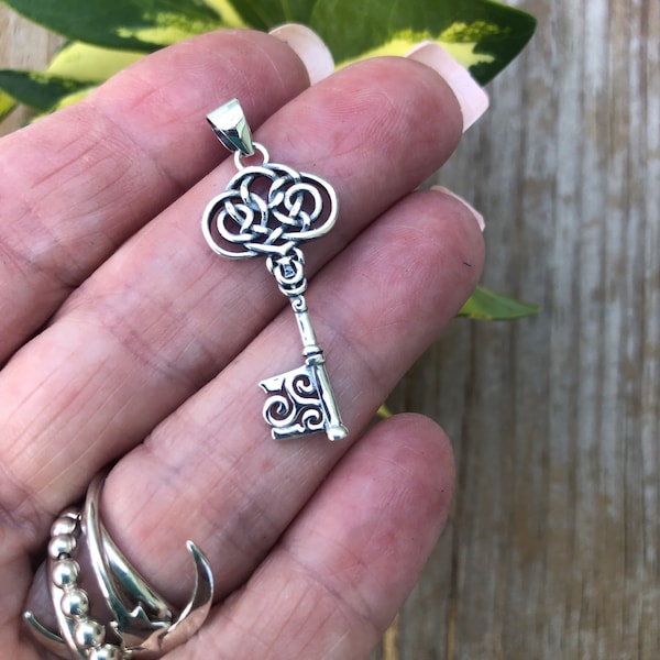 Silver Key Pendant, Celtic Key Charm, Sterling Silver Romantic Pendant, Celtic Knot Key, Key to My Heart ys