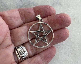 Sterling Silver PENTACLE Pendant, Medallion Pentagram, Wiccin, Pagan, Large Sterling Pentacle, Silver Five Point Star el