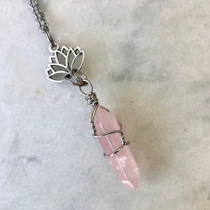 Crystal Fairy Moon ketting, verpakt kristal met charme, Pentacle Lotus Celtic meer keuzes, cadeau voor haar, liefdescadeau afbeelding 3