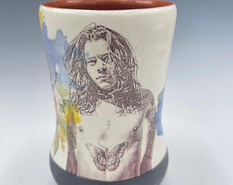 Taza de cerámica hecha a mano de Harry Styles
