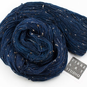 Donegal>> Fingering 100g 438 yd | Semi Solid yarn | Tonal Yarn Navy Green | Superwash Merino Wool  Nylon | Indigo Constellation