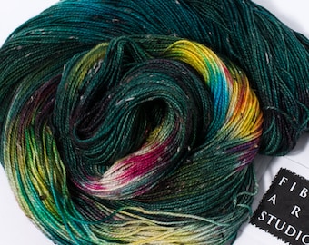 Donegal>> Fingering 100g 438 yd | Variegated Tweed Yarn in Green + Rainbow Colors | Superwash Merino Wool  Nylon | Galaxy Green Universe
