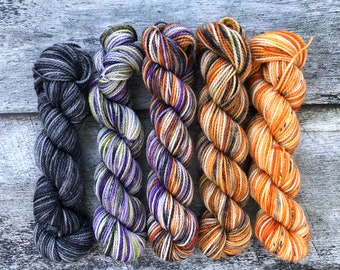 Halloween Yarn Mini Skein Set | Five Skein Set | Total 100 grams, 438 yards | SW Merino Nylon Stellina | Orange Black Purple Halloween DIY