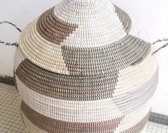 Cesta africana tejida a mano, tapa de techo de iglesia, cesta de mimbre tejida a mano