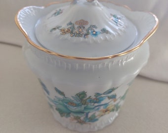 Frech  collectibles, porcelain