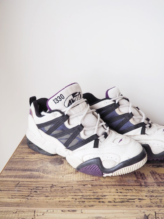 avia sneakers vintage
