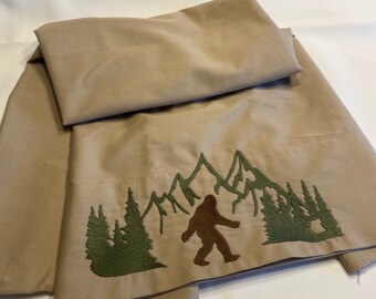 Bigfoot pillow case, saushquash, pillow, cover, Big foot. Bigfoot, bed