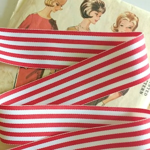 Red and White Striped Ribbon, Classic Christmas Grosgrain Ribbon 1.5 image 1