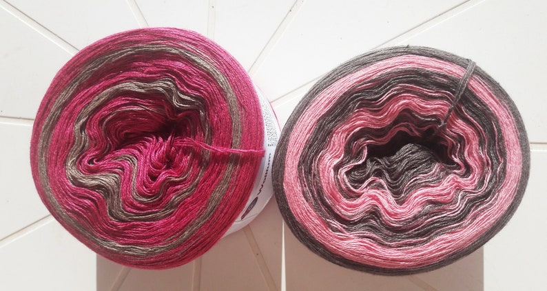 Yarn for a lighthouse cloth Desert Rose by Annegret Germer wrapped by Wollium 5050 CottonPolyacrylic