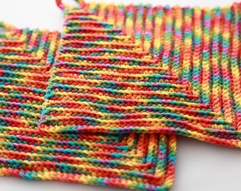 Topflappen wie von Oma - dicke Topflappen klassisch gehäkelt 19 x 19 cm - bunt Regenbogen