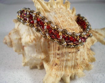 Red Sunset Bangle Bracelet, Hand Beaded, Red Bangle Bracelet, Bangle Bracelet