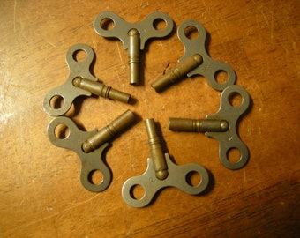 1 vtge clock steel key-replacement-art-crafts-assemblage-steampunk-hardware-