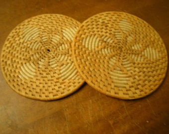 2 vintage trivets-hot pad-wicker-woven natural material-boho decor-home and living-kitchen and dining-pot holder.