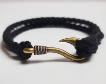 Stylish rope bracelet, beautiful rope knot bracelet, easy fit wristlet, nautical linen rope bracelet with antique fish hook shackle