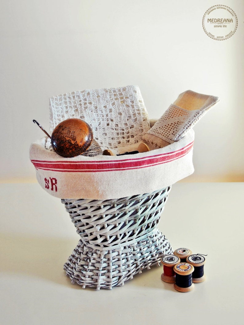 Upcycled vintage minty white wicker basket with fabric lining Etsy