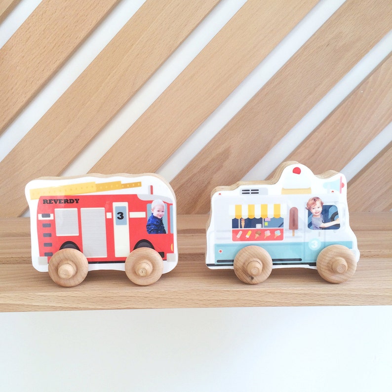 Personalized Photo Vehicle Wood, Personalized Birthday Boy Girl Gift, Push Toy, Kid's Toddler Preschool Vehicle, Christmas, Fire Truck imagem 4