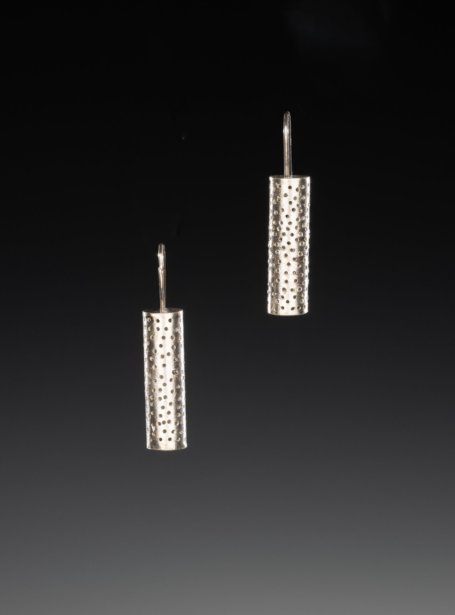 Cylinder Pendant Stone Earring main image 1
