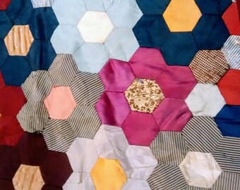 Vintage SILK Floral Pattern Quilt
