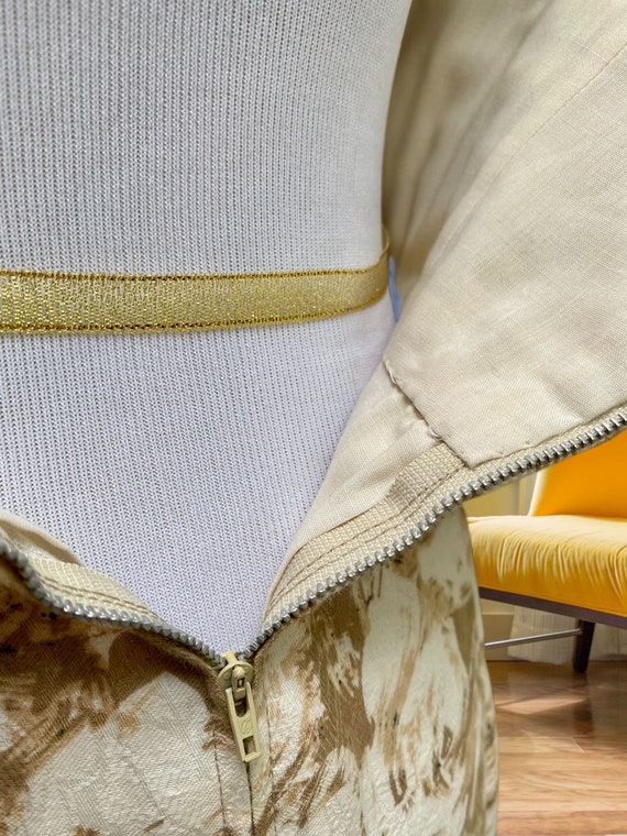 Amazing Vintage Figure Hugging Pin - Up Bustier Dress - Gem