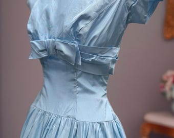 Ice Princess Gown 1960s Fantasy Prom Piece Never Worn!