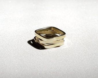 Quadratischer stapelbarer Ring 2 mm — Minimalistischer dünner Bandring, Set von 1–3, alltäglicher Messingschmuck, moderner Schichtring