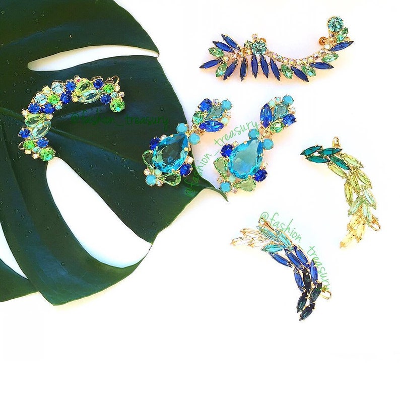Blue and Clear Ear Cuff \u2022 Non Pierced \u2022 Ear Climber Earrings \u2022 Dainty Ear Cuff \u2022 Trandy Ear Cuff \u2022 Cocktail Ear cuff \u2022 Colorful Ear Cuff